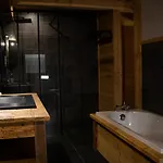 Le De Vincent Chalet *