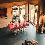 Le De Vincent Chalet Cordon