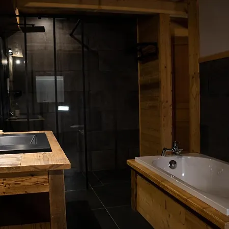 Le De Vincent Chalet *