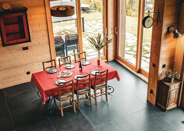 Le De Vincent Chalet Cordon